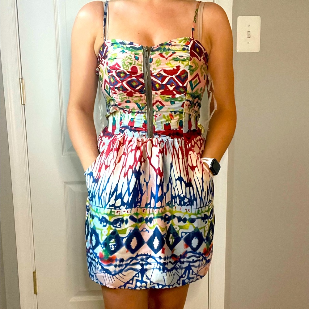 Daytrip Satin dress with pockets